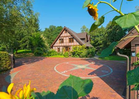 ABC кирпич тротуарный Artikel 815 Carbo, rot-bunt-Kohlebrand, Objekt Mettingen ABC кирпич тротуарный Artikel 815 Carbo, rot-bunt-Kohlebrand, Objekt Mettingen